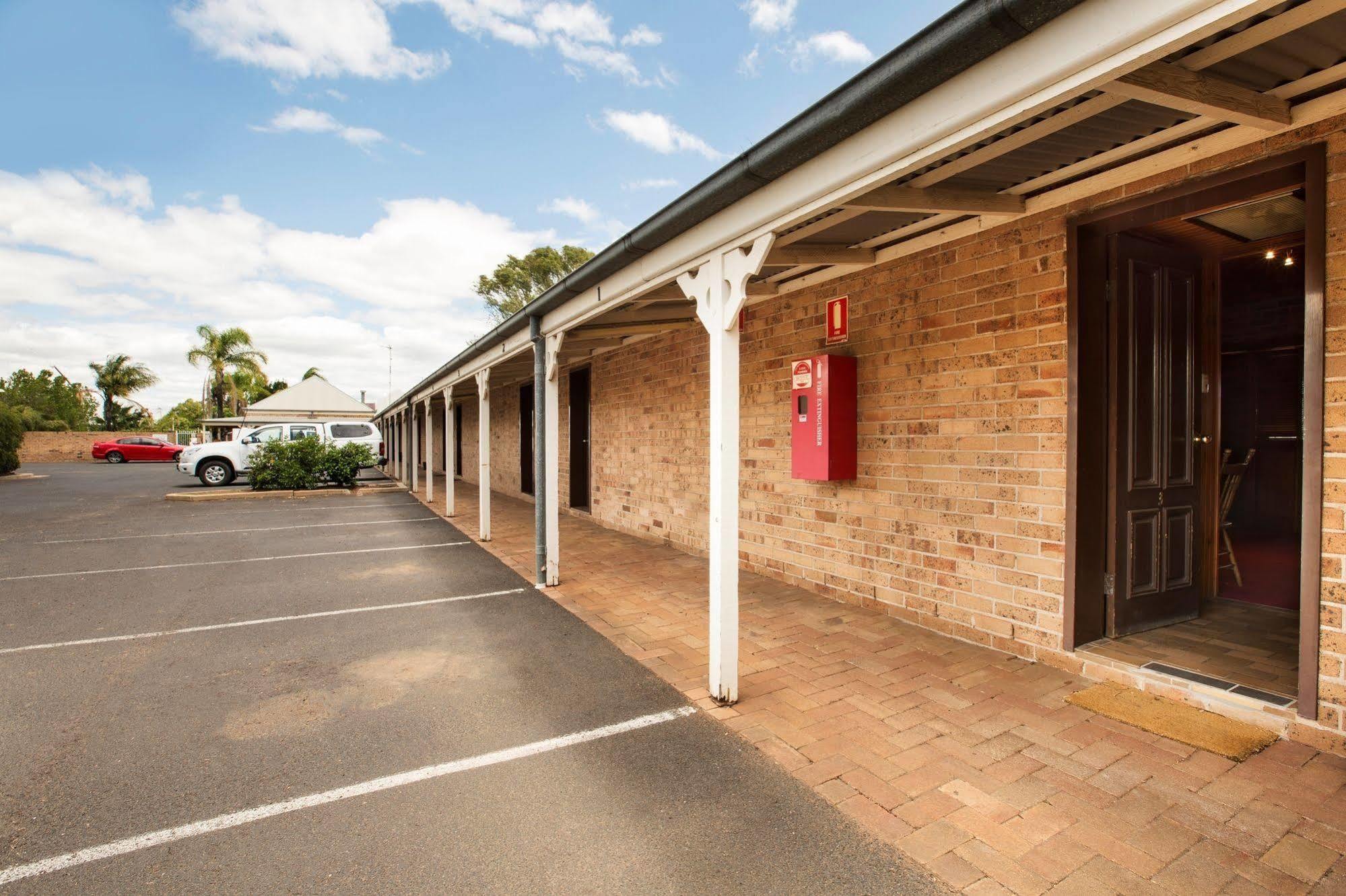 Nightcap At Macquarie Inn Dubbo Exteriér fotografie